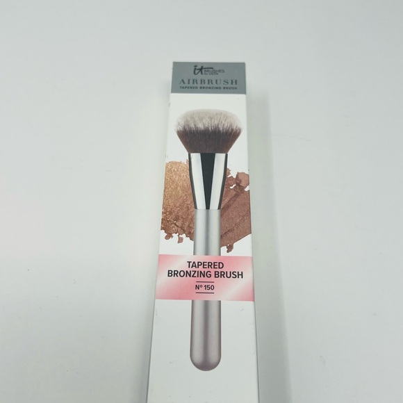 NWT IT Cosmetics #150 Airbrush Tapered Powder Bronzer Brush. Brand new in box. - Picture 12 of 14